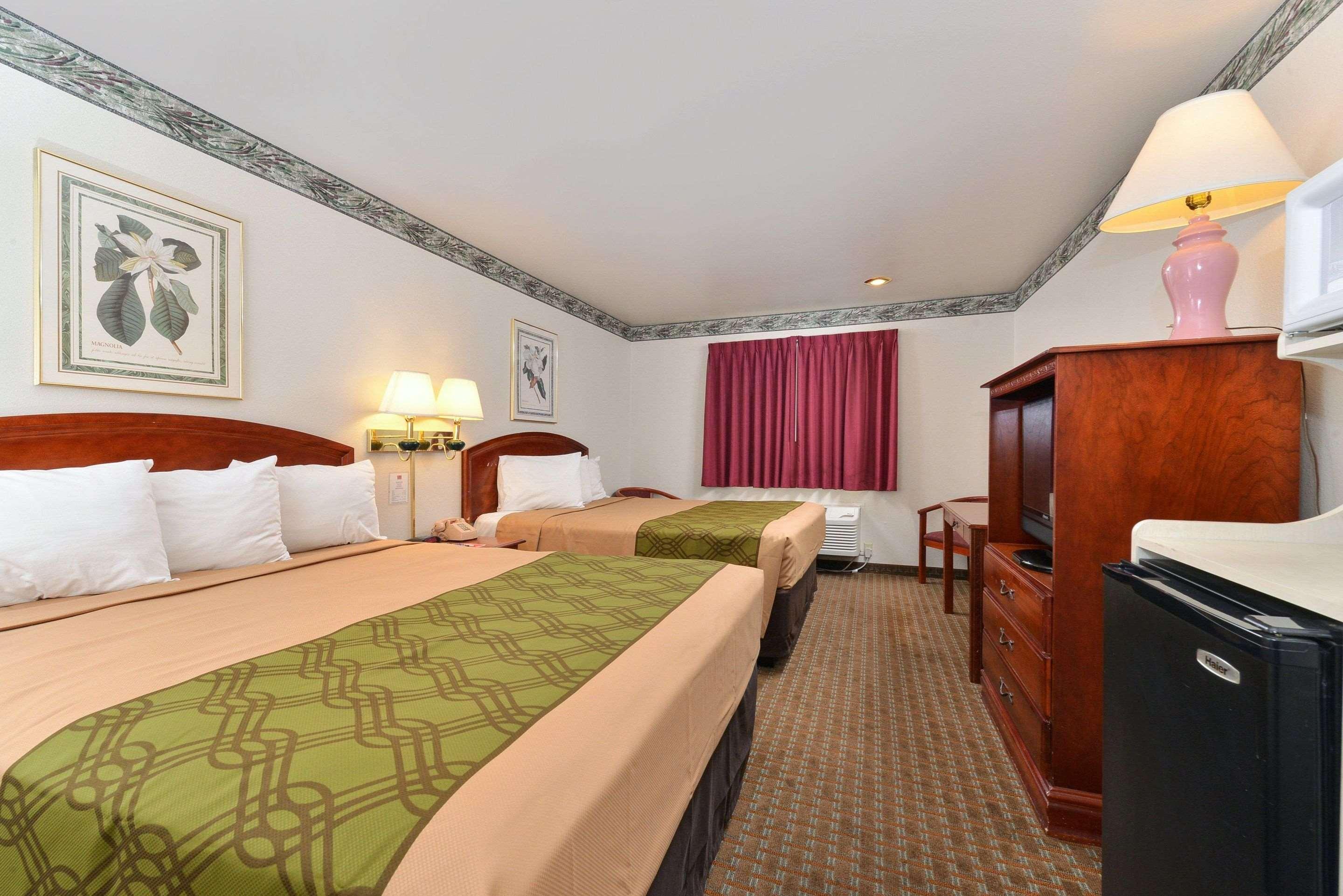 Econo Lodge Inn & Suites Corning Ngoại thất bức ảnh